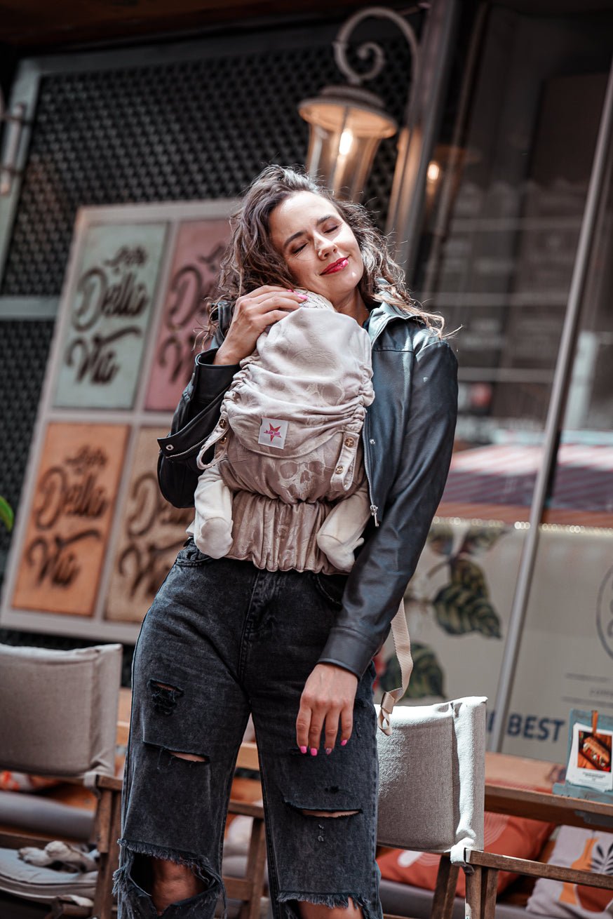 Baby Carrier Flip Silky Skulls - KOKADI