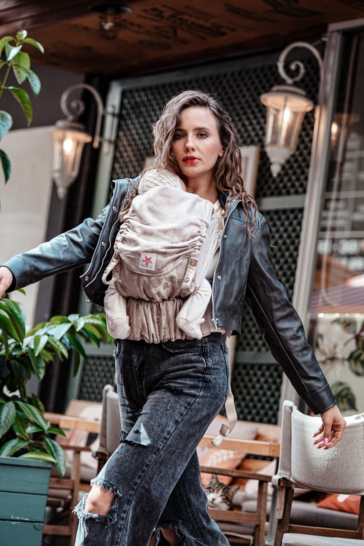 Baby Carrier Flip Silky Skulls - KOKADI
