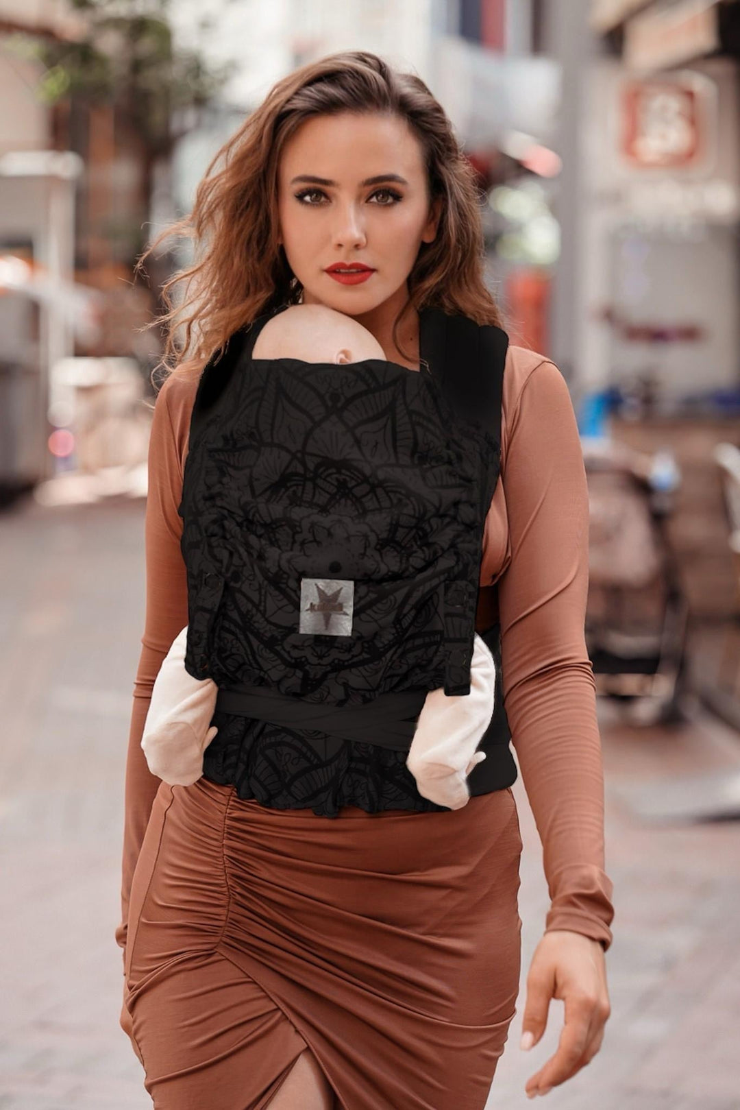 Baby Carrier TaiTai Lilenia Black Beauty - KOKADI