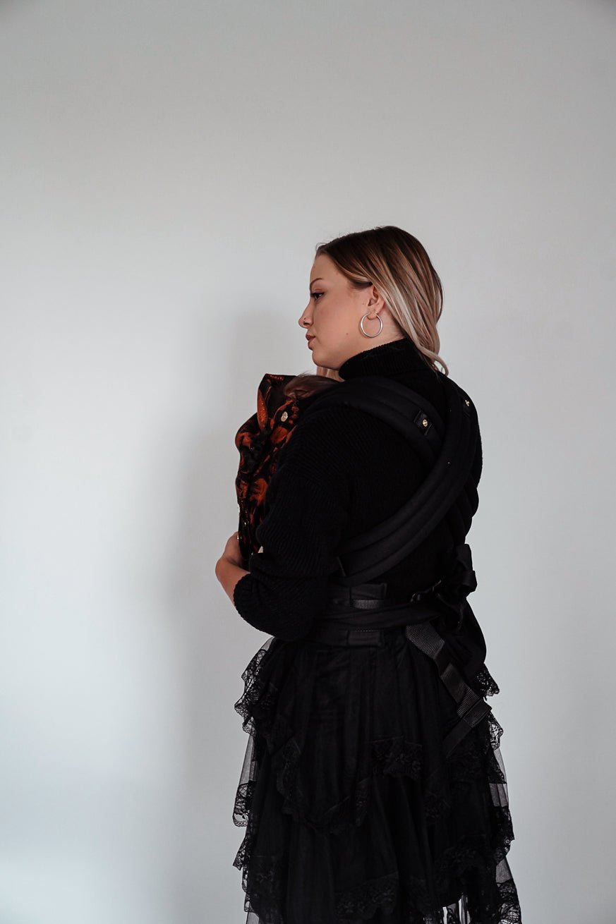 Baby Carrier TaiTai Skulls x Florian - KOKADI