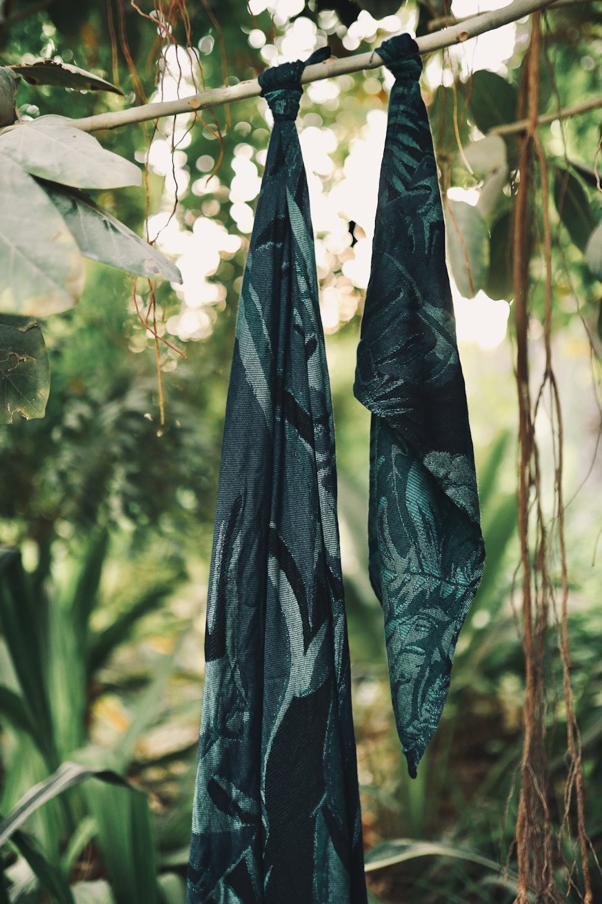 Cuddly blanket Tropi Cally by Fiona Erdmann - KOKADI