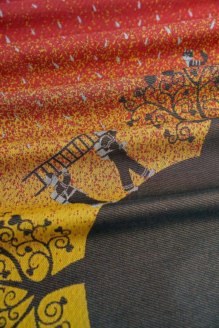 Baby Wrap Jonah in fire country - KOKADI